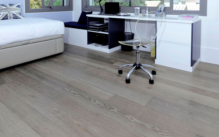 Villa by adler - Eiche Paris standard strukturiert farbig geölt - 15 x 186 x 1800/2200 mm