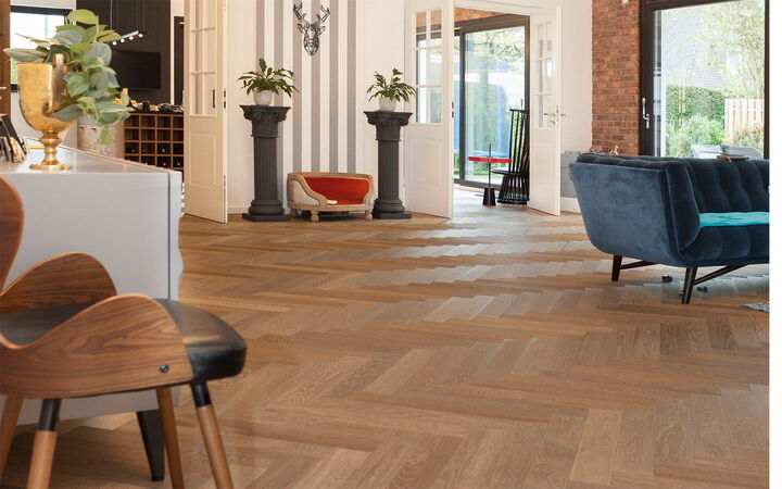 Elegance by adler 600 - Eiche Paris classic strukturiert farbig geölt - 10 x 100 x 600 mm